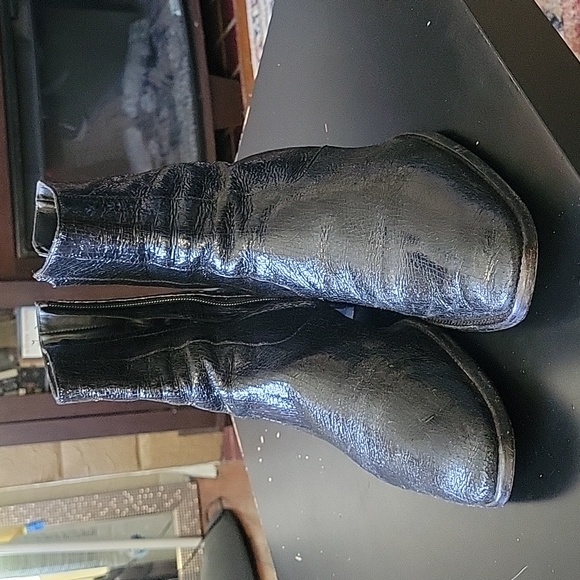 Saint Laurent men\'s boots main image 11